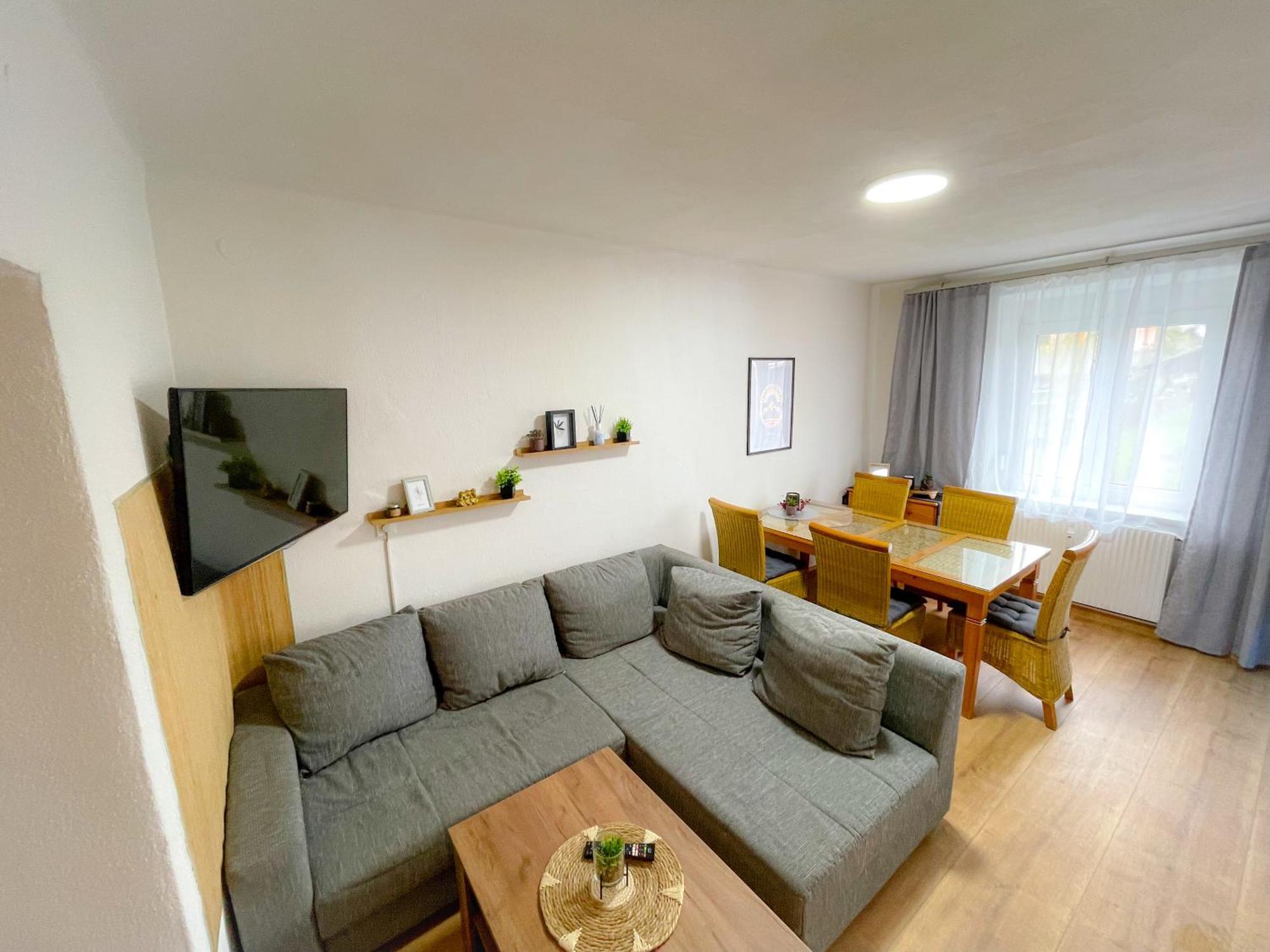 Moderne Ferienwohnung Felbbauer #50 Кніттельфельд Екстер'єр фото